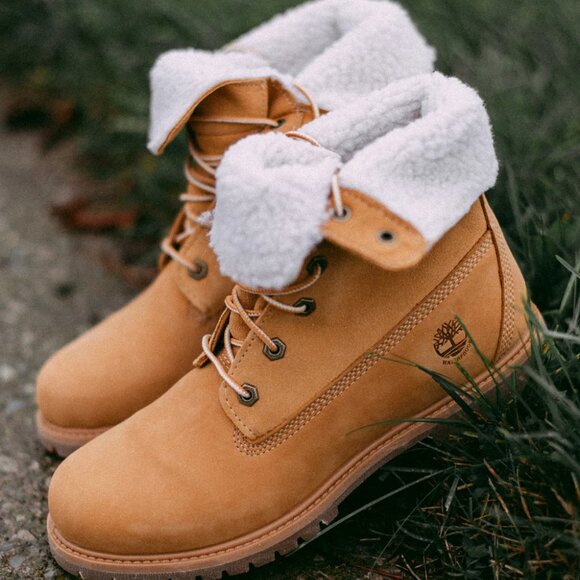 Timberland Authentics Teddy Fleece Fold Down Boots Wheat Nubuck Women's SZ 8 NEW - Picture 16 of 16